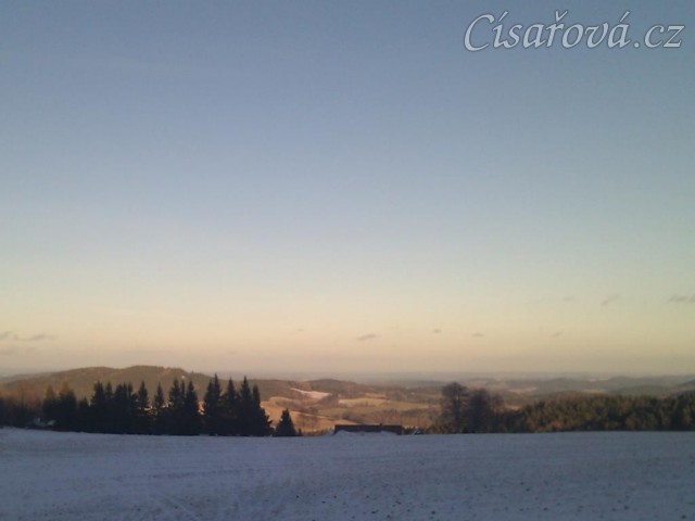 12.1.2012 - Pohled od nás do nížin bez sněhu